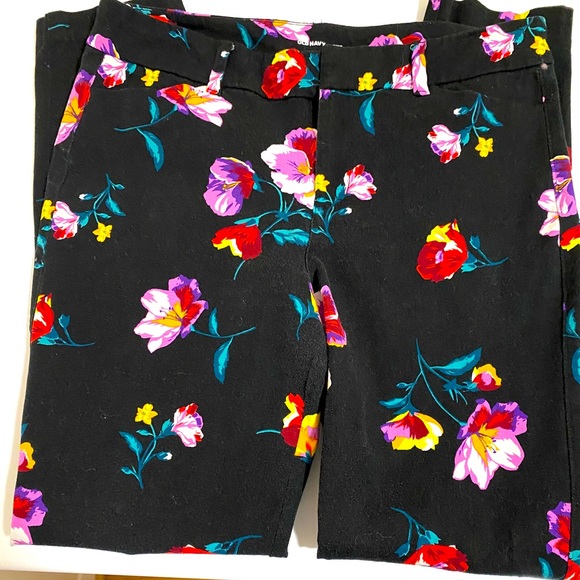 Old Navy Pants Size 8 Tall - Picture 1 of 3